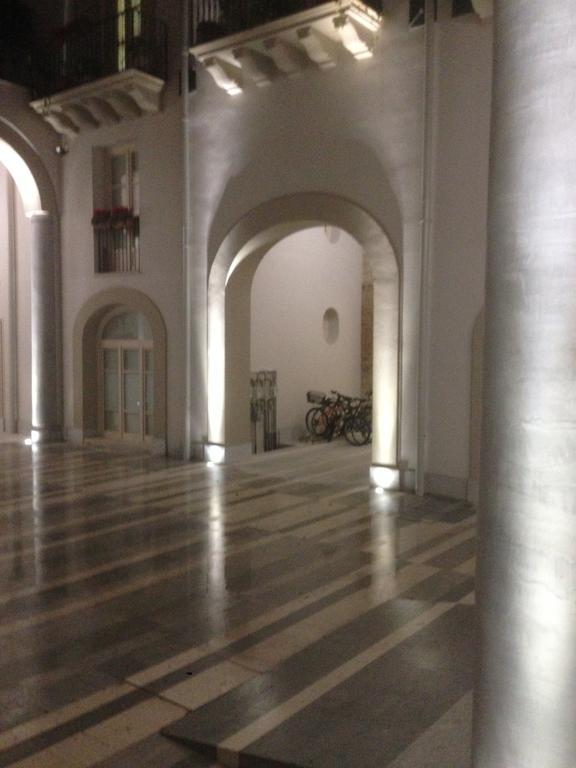 Appartamento In Palazzo Lampedusa Palermo Exterior photo